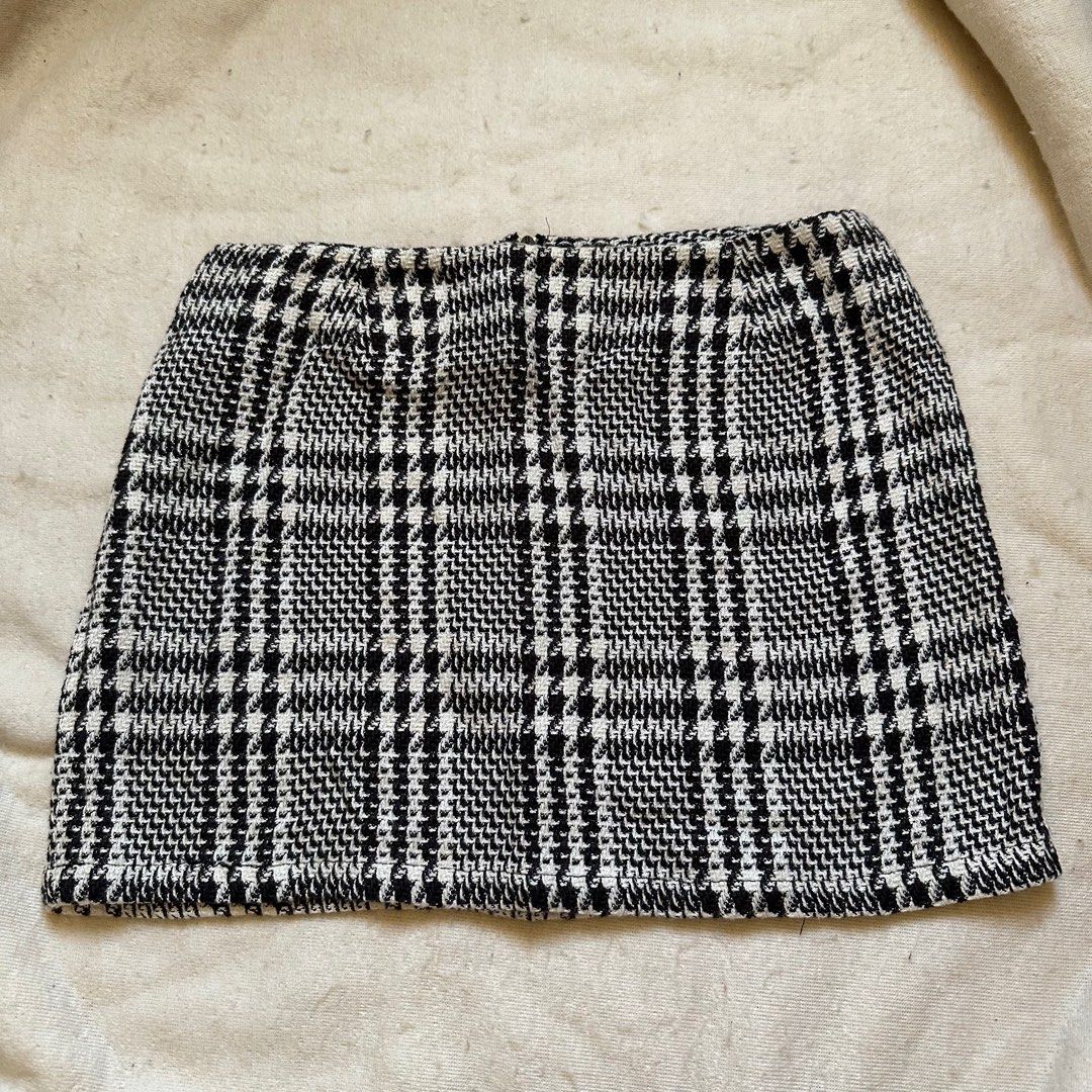 black and white houndstooth tweed mini skirt (old money/preppy), Women ...
