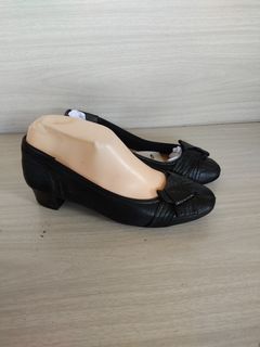 (Category: ) located in . Submitted by mamynut (Listing ID 1214718351, Image 1). Description: .