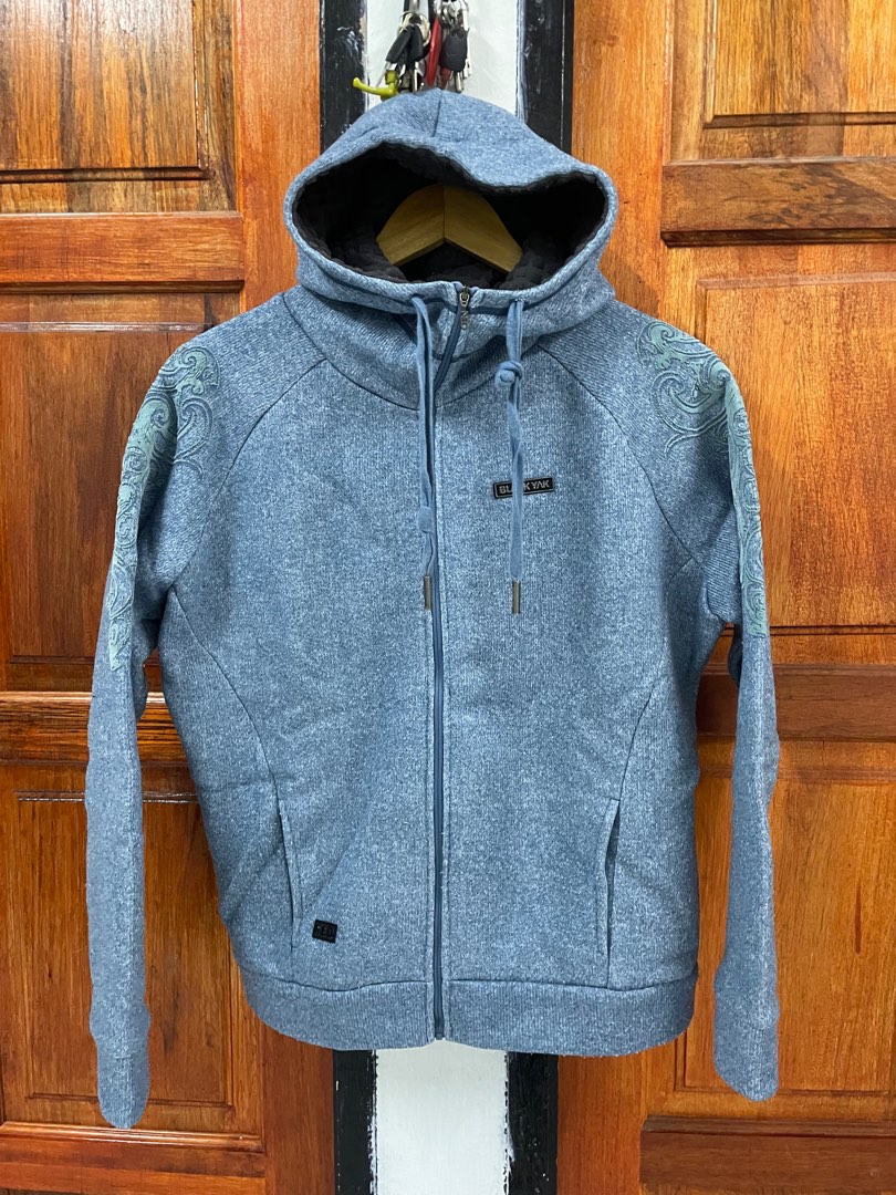 Black yak top hoodie