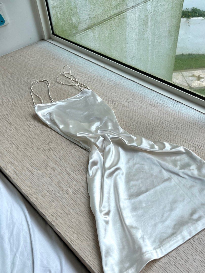 h&m white slip dress Evening Gown Canada White Slip Dresses Satin, Camisole, Lace Maxi CA Lightly gathered under the bustcreating gentle shaping Hm Lace Trim Slip Dresses