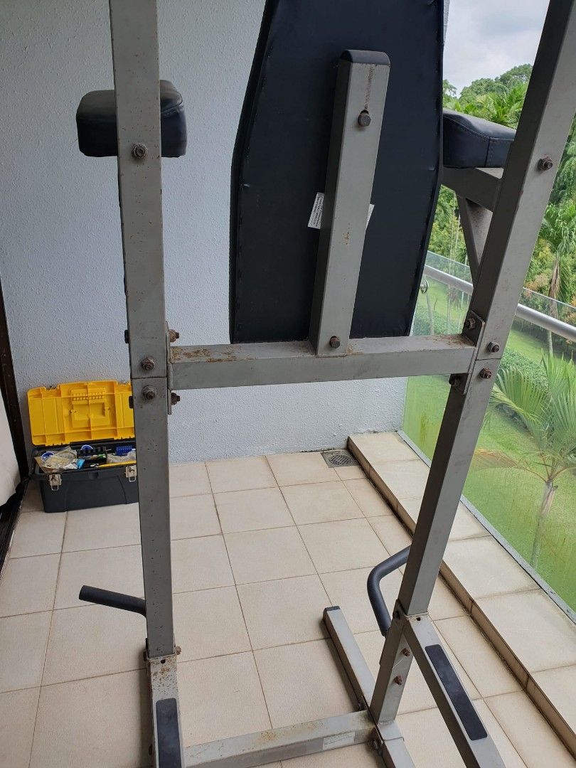 Body Solid GVKR82 Vertical Knee Raise Dip Pull Up VKR Machine