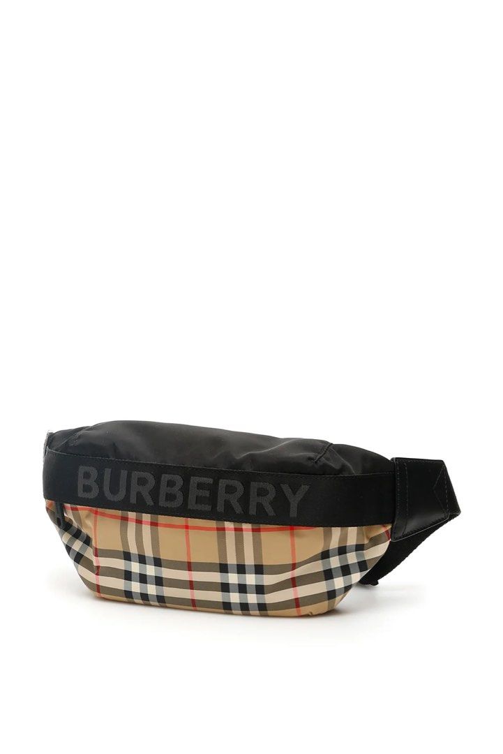 Burberry Vintage Checked Medium Belt Bag (Category: Cross-body Bags) located in Quezon City. Submitted by lavictoria (Listing ID 1214539934, Image 1). Description: Negotiable Brandnew Original from US Original price range - ₱50,000 - ₱38,000 We can do meet up.