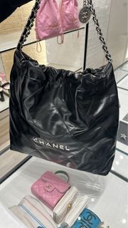 Chanel 22 Medium