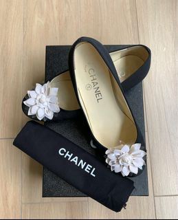 Chanel Ballerina Flat Grey black, Luxury, Sneakers & Footwear on Carousell