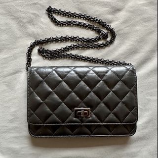 100+ affordable chanel 2.55 For Sale