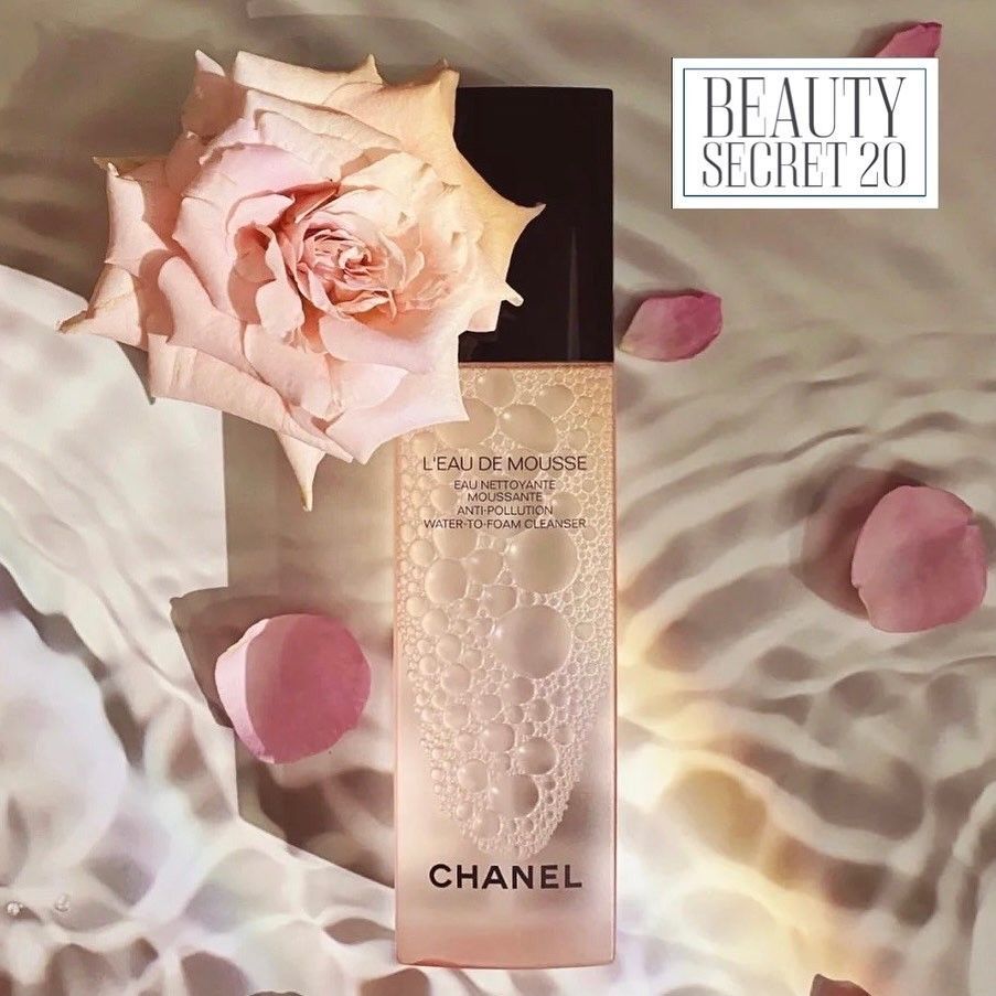 Chanel L'EAU DE MOUSSE Cleanser Review - The Luxe Minimalist