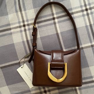 (Kategori: ) berada di . Dikirim oleh wornbysha (ID iklan 1214608773, Gambar 1). Deskripsi: .