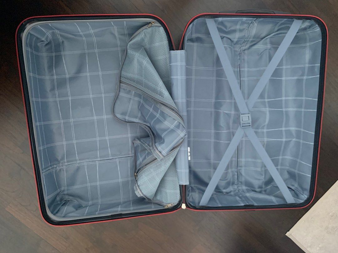 Cheap and good luggage!, Hobbies & Toys, Travel, Luggage on Carousell