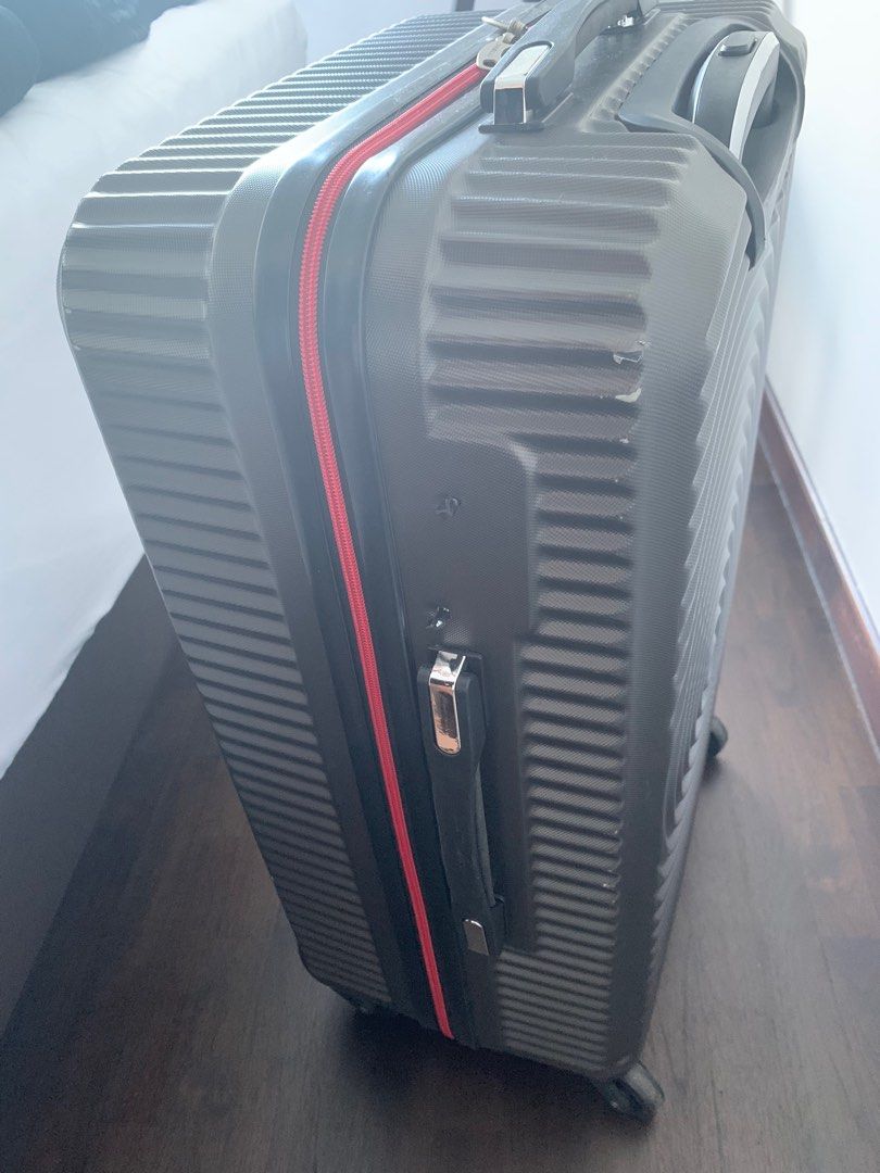 Cheap and good luggage!, Hobbies & Toys, Travel, Luggage on Carousell