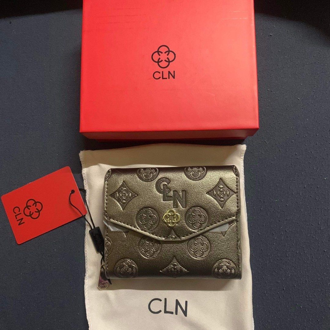 CLN Wallet, Women's Fashion, Bags & Wallets, Wallets & Card holders on  Carousell