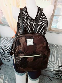 CLOSSHI backpack