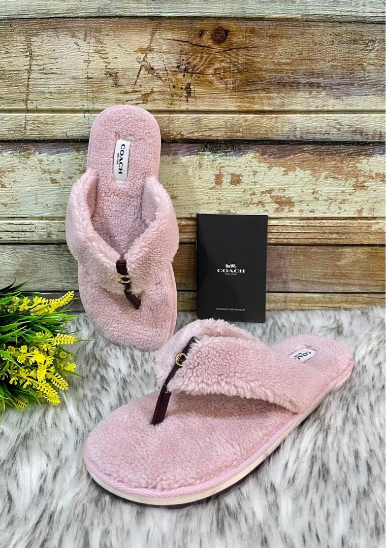 Coach Hampton Flip Flop US 8, Women's Fashion, Footwear, Slippers and  slides on Carousell