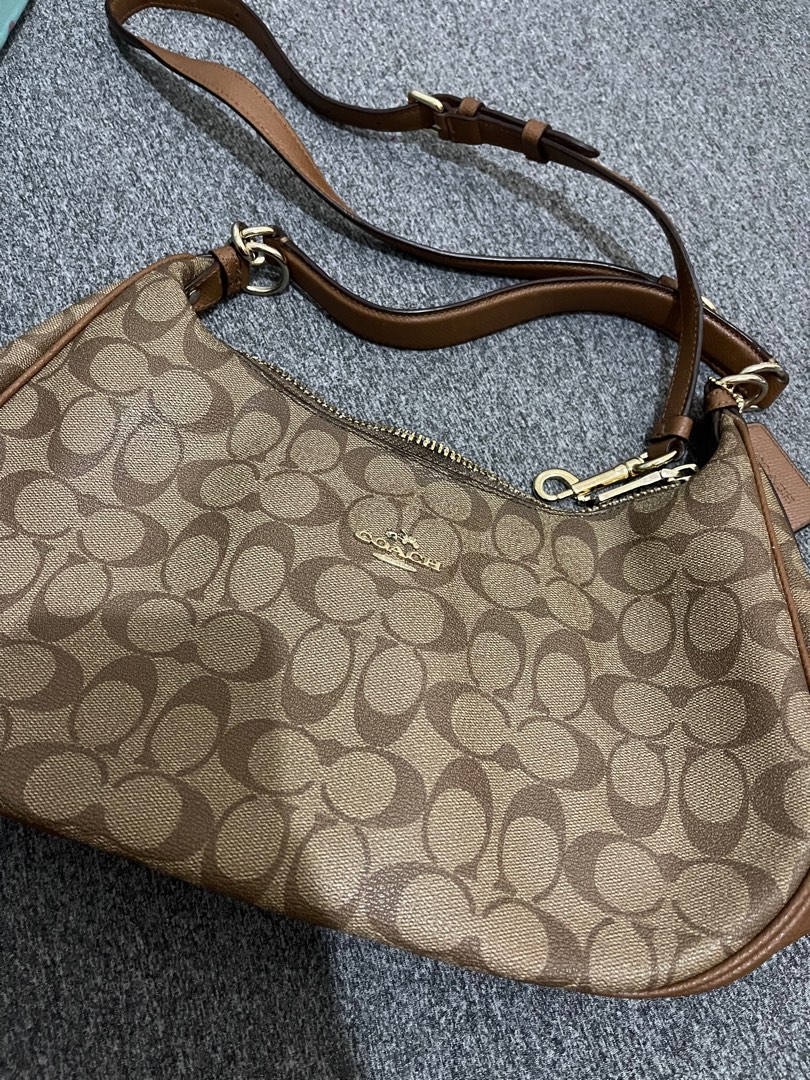 Coach shoulder best sale bag with sling