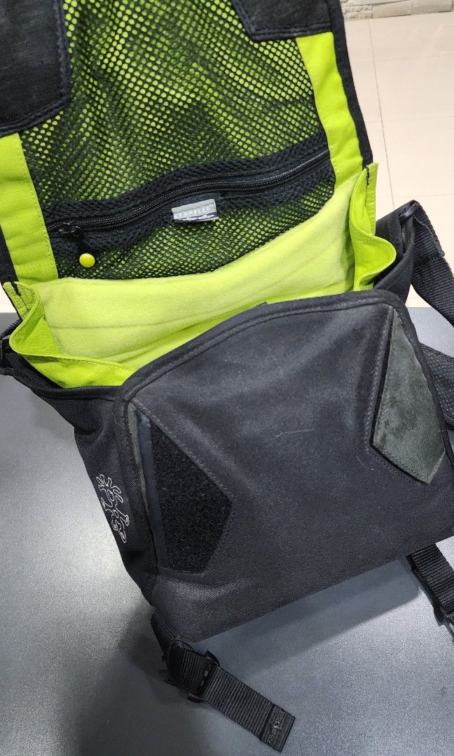 Crumpler camera bag, Photography, Photography Accessories, Camera Bags