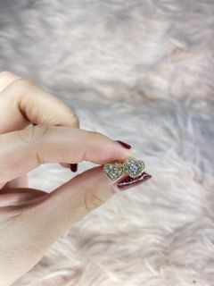 (Category: ) located in . Submitted by authenticdiamonds (Listing ID 1214634975, Image 1). Description: .