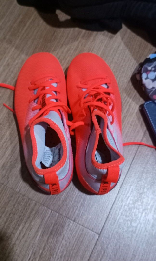 Decathlon KIPSTA Kids high top mixed ground football boots