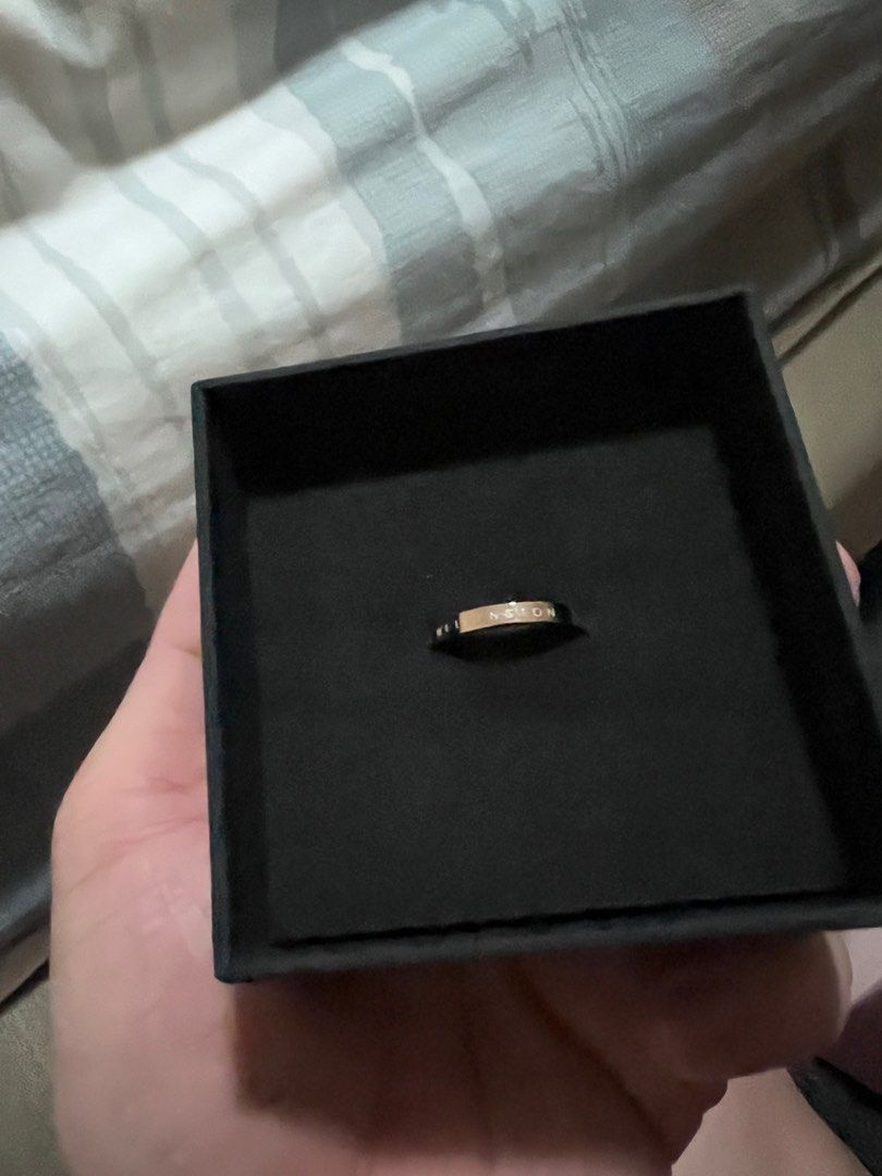 Daniel wellington ring discount size
