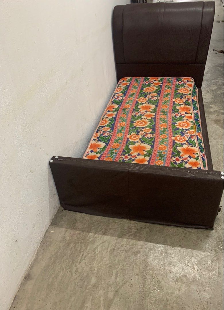 Extra large single bed frame original leather very heavy thick