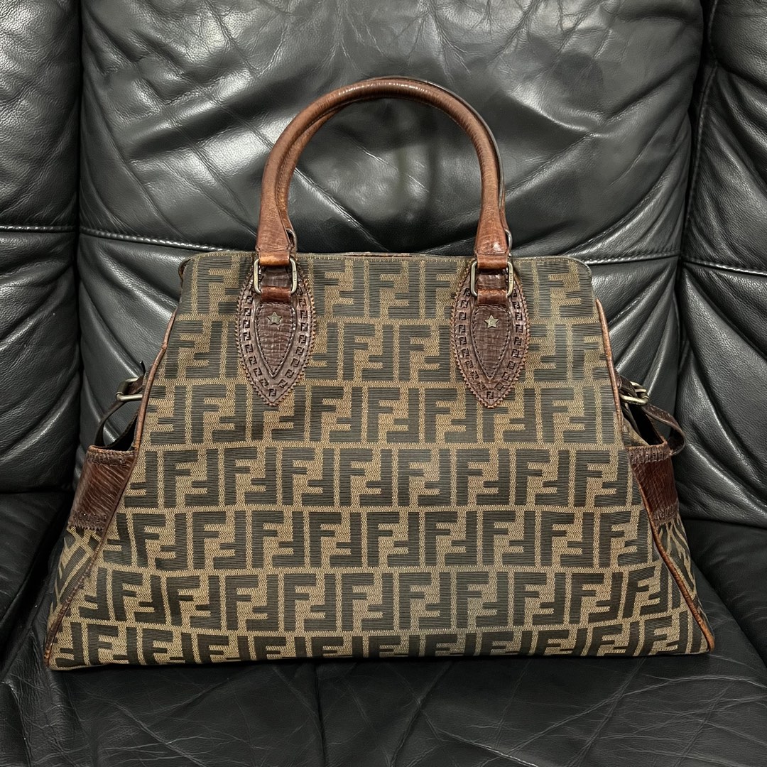 Fendi bag de jour sales