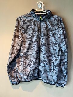 (Category: ) located in . Submitted by Kazu.Sells (Listing ID 1214620023, Image 1). Description: .