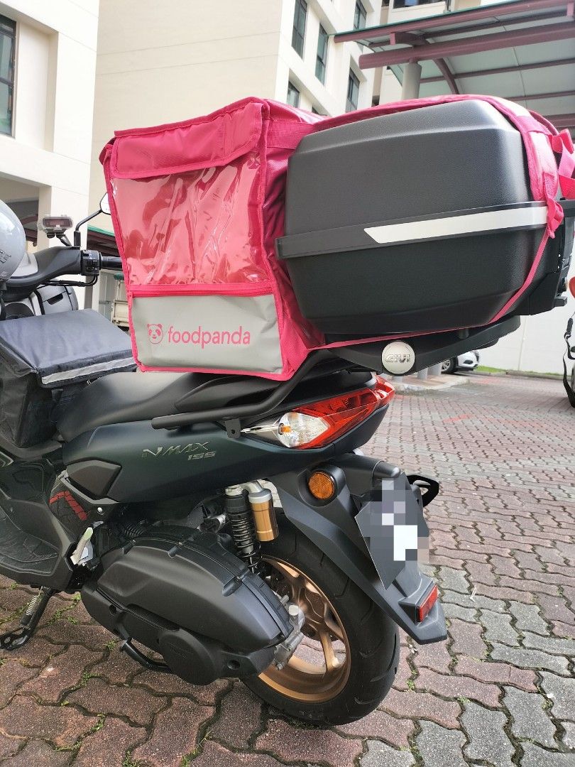 Givi rack nmax v2, Motorcycles, Motorcycle Accessories on Carousell