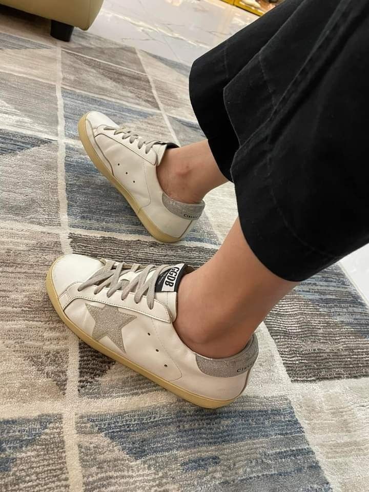 Golden goose sneakers on sale size 38 shop