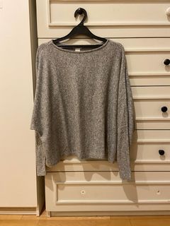 grey sweater crop top