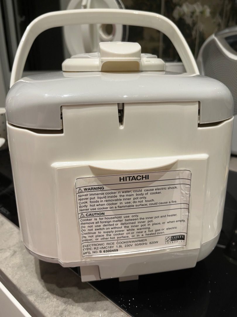 HITACHI RZVMC18Y 1.8L rice cooker, Furniture & Home Living