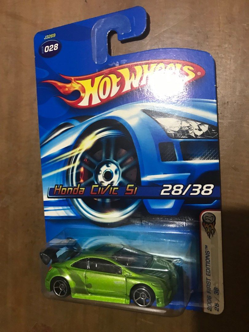 Hot Wheels 2006 First Editions Honda Civic Si (Category: Vehicle & Diecast Models) located in Manila. Submitted by loop1_gaijin (Listing ID 1214535528, Image 2). Description: - 2006 Hot Wheels First Editions Series - Green Honda Civic Si, nice FTE rims - Mint on Card condition, collector number 28/38 - Made in Malaysia - Meet Ups at Glorietta or Greenbelt Makati Malls only - Shipping option is OK - Buyer shoulders the shipping fee.