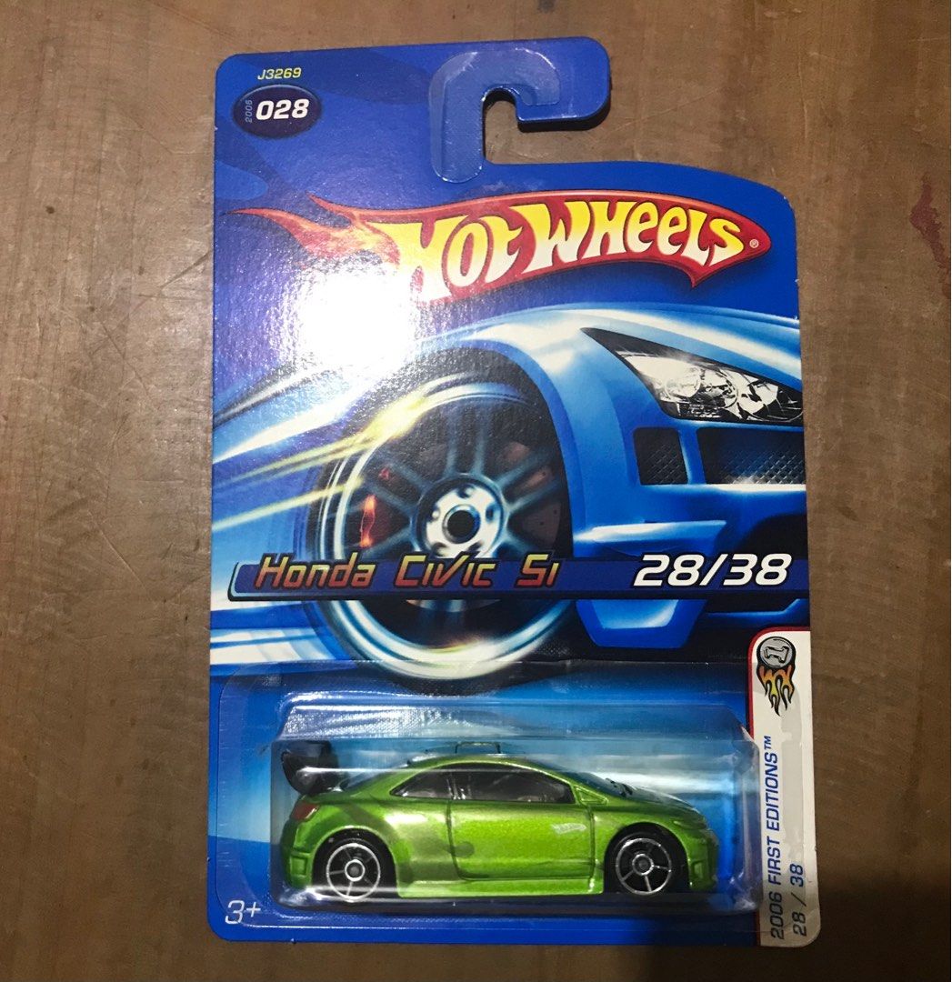 Hot Wheels 2006 First Editions Honda Civic Si (Category: Vehicle & Diecast Models) located in Manila. Submitted by loop1_gaijin (Listing ID 1214535528, Image 1). Description: - 2006 Hot Wheels First Editions Series - Green Honda Civic Si, nice FTE rims - Mint on Card condition, collector number 28/38 - Made in Malaysia - Meet Ups at Glorietta or Greenbelt Makati Malls only - Shipping option is OK - Buyer shoulders the shipping fee.