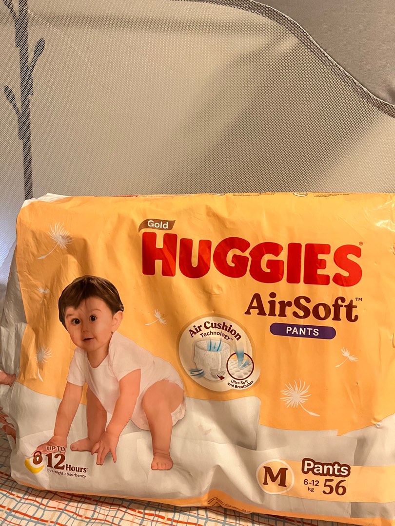 Huggies Diapers, Babies & Kids, Bathing & Changing, Diapers & Baby