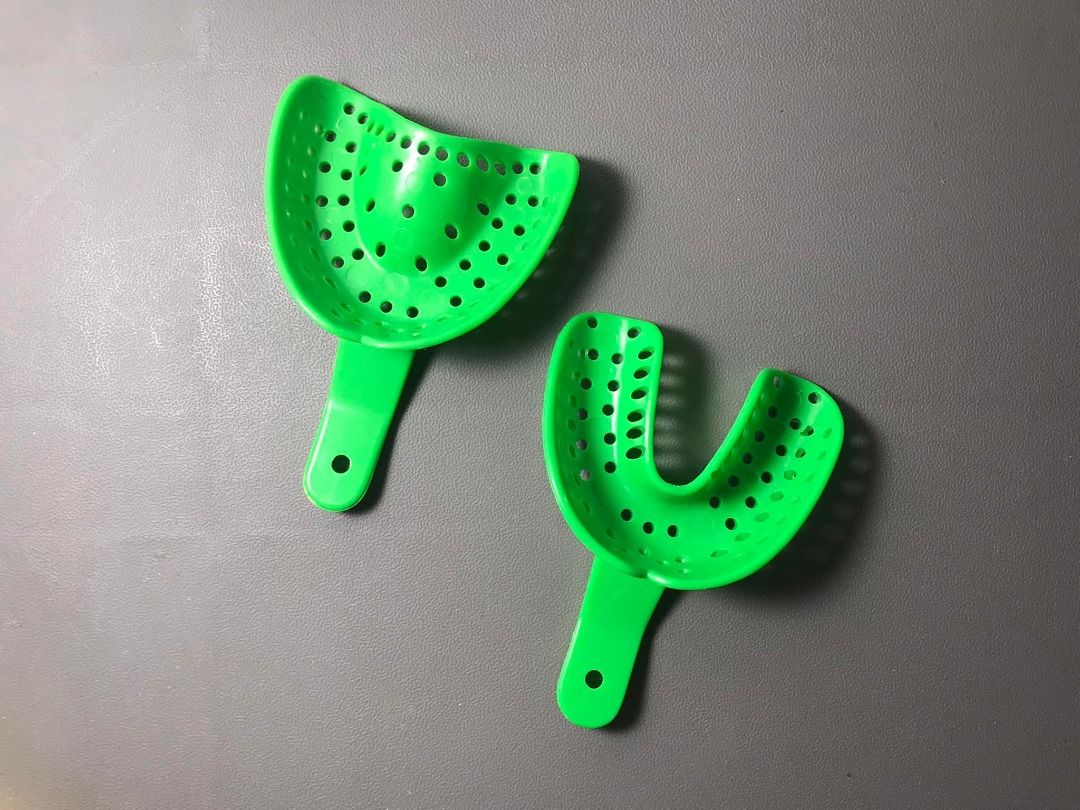 Impression Tray [Plastic; Medium] (Category: Medical Supplies & Tools) located in Quezon City. Submitted by ALdent (Listing ID 1214596650, Image 1). Description: .