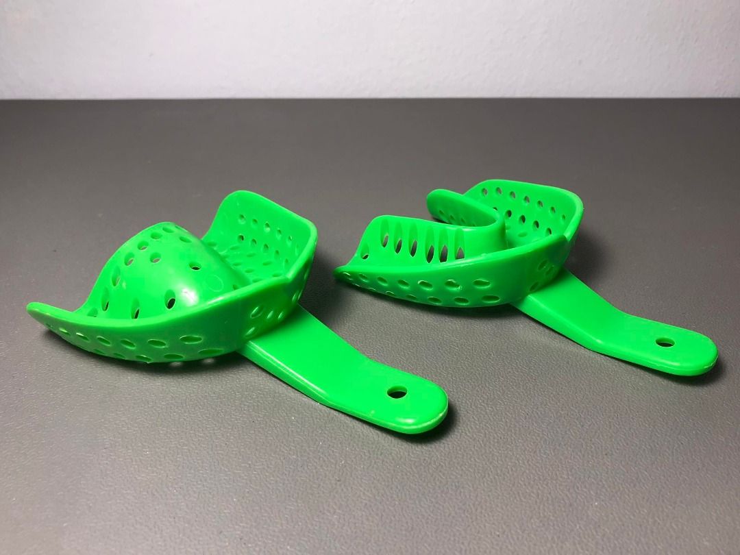 Impression Tray [Plastic; Medium] (Category: Medical Supplies & Tools) located in Quezon City. Submitted by ALdent (Listing ID 1214596650, Image 2). Description: .