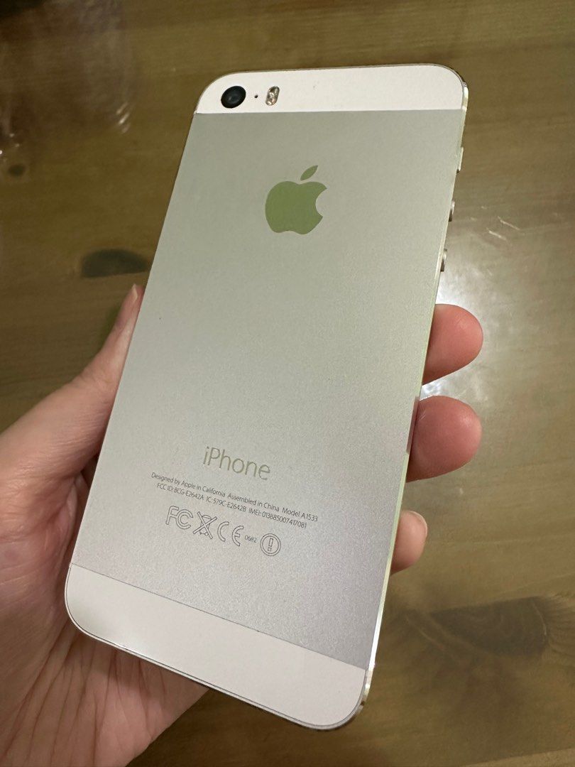 60%OFF!】 iPhone 5s Silver 64 GB