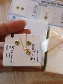 K18 Japan Gold Peridot Set , August Birthstone