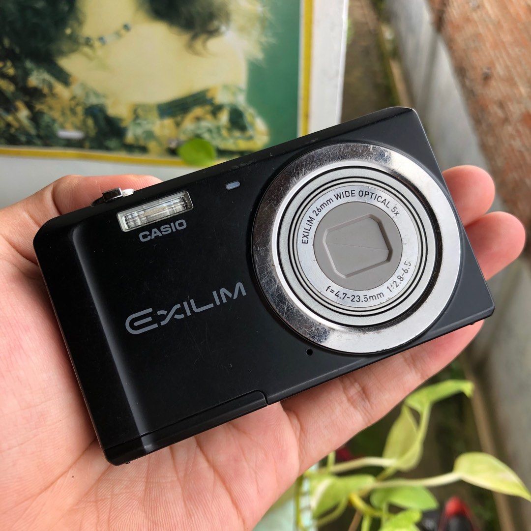 できましたCASIO EXILIM EX-ZS5 - デジタルカメラ