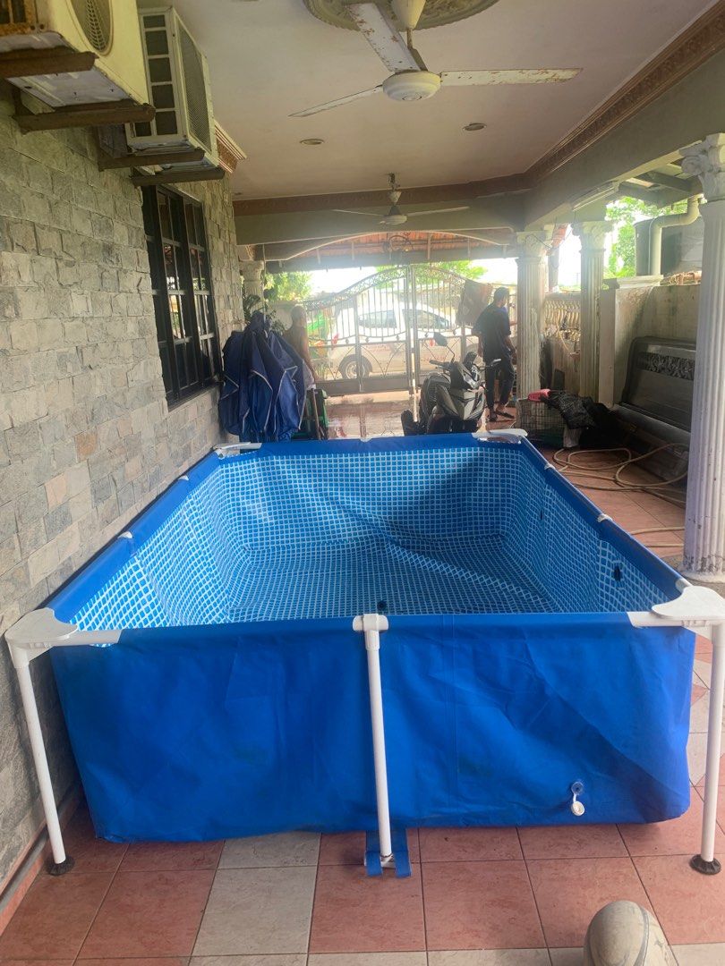 kolam air swimming, Furniture & Home Living, Outdoor Furniture on Carousell