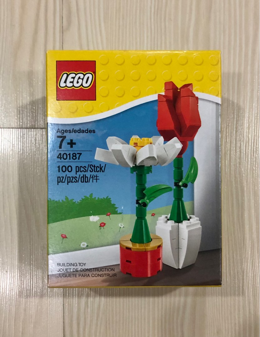 Lego flower display on sale 100 piece set