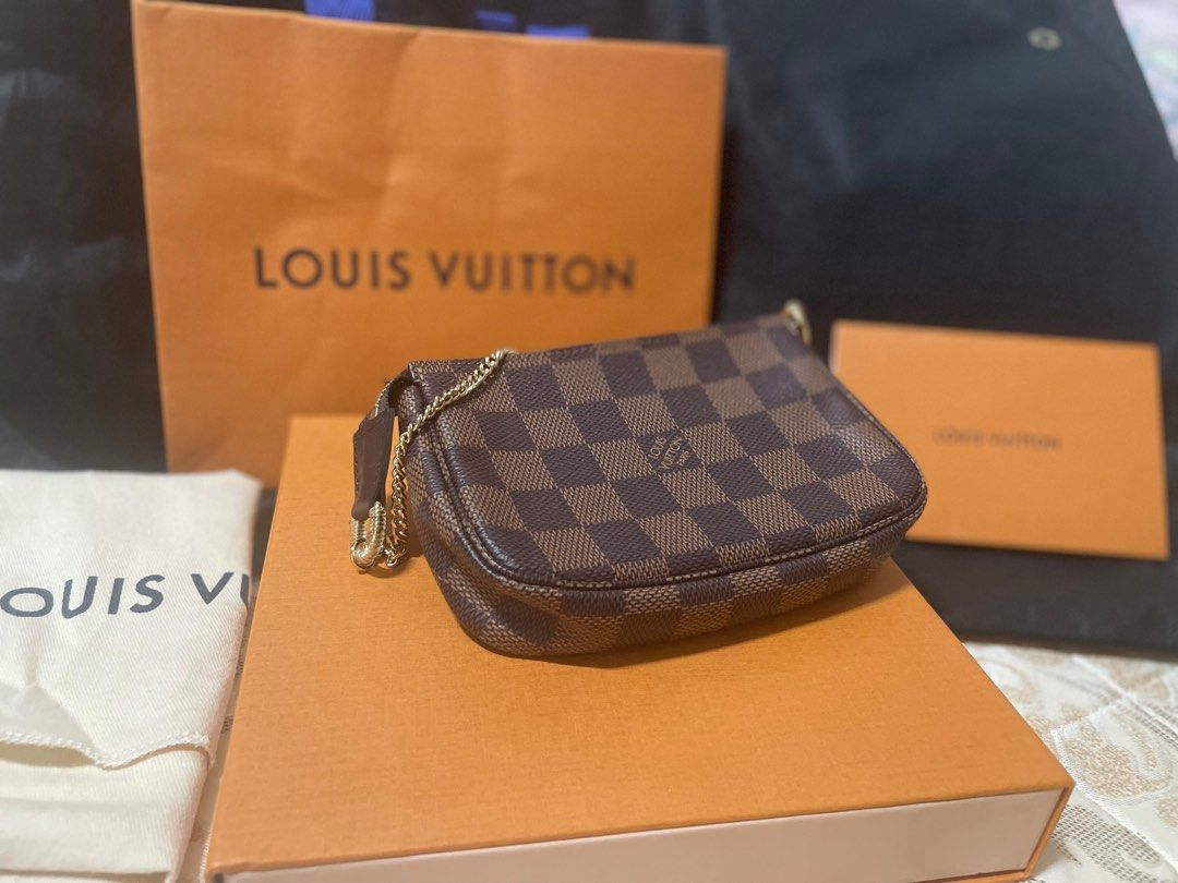 Louis Vuitton Milla Pochette Murakami Multicolor - Depop