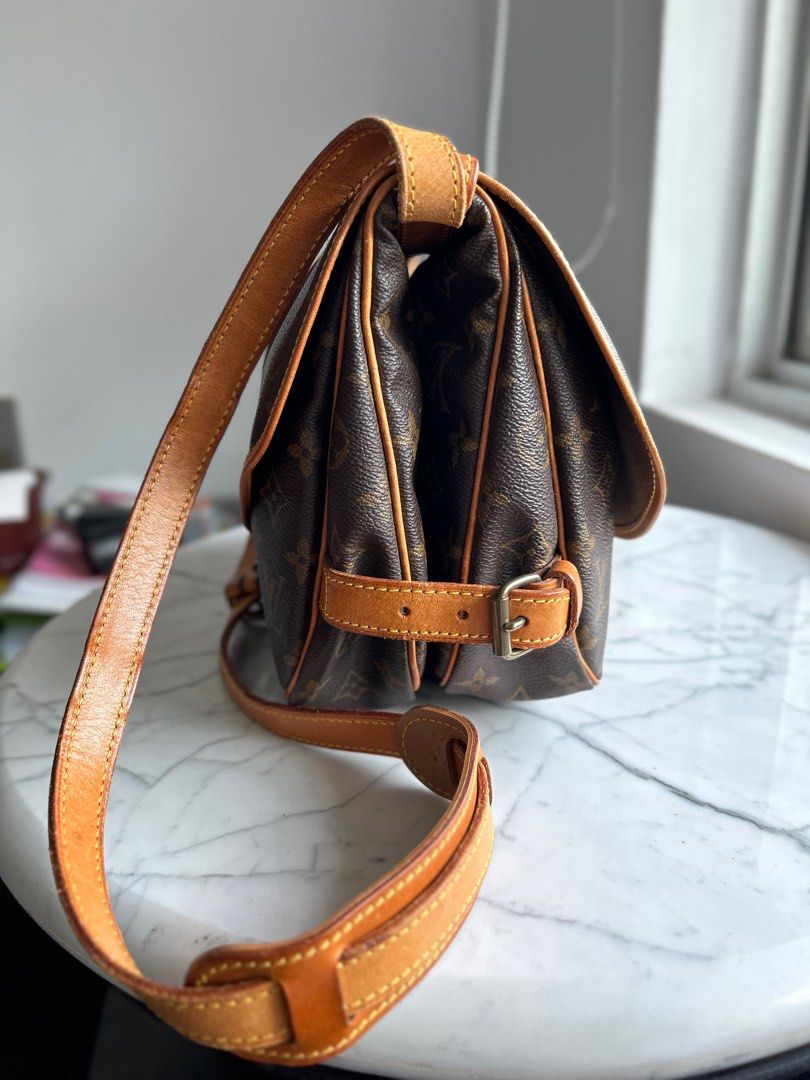 Authentic Vintage Louis Vuitton Monceau Sling Bag, Luxury, Bags & Wallets  on Carousell