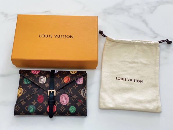 Supreme X Louis Vuitton AirPod Pro Case, Mobile Phones & Gadgets, Mobile &  Gadget Accessories, Cases & Sleeves on Carousell