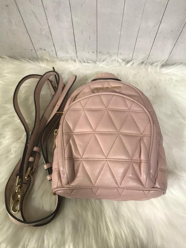 Michael Kors Mini Backpack Abbey in Nude, Women's Fashion, Bags & Wallets,  Backpacks on Carousell