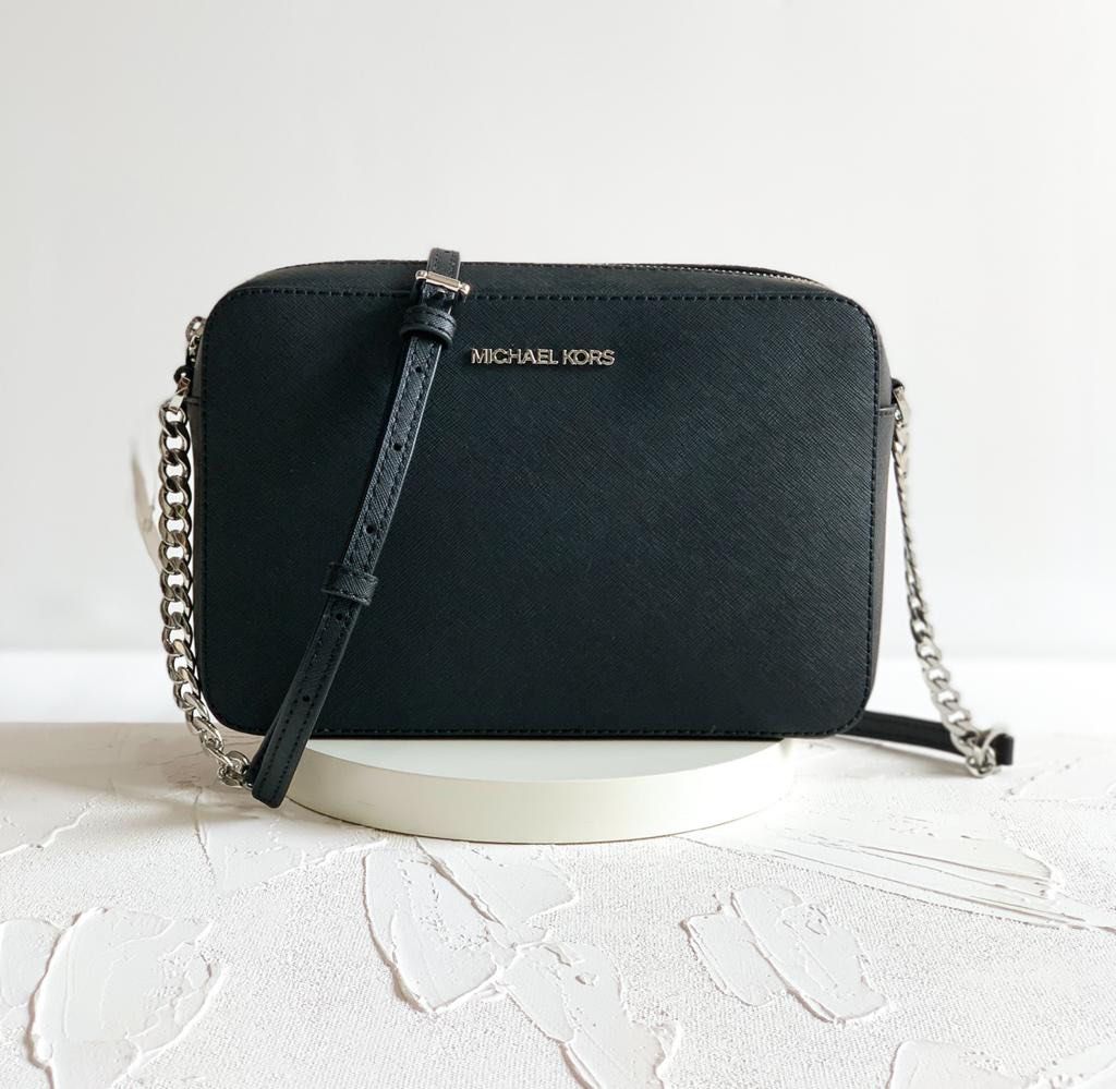 MK jet outlet set crossbody black