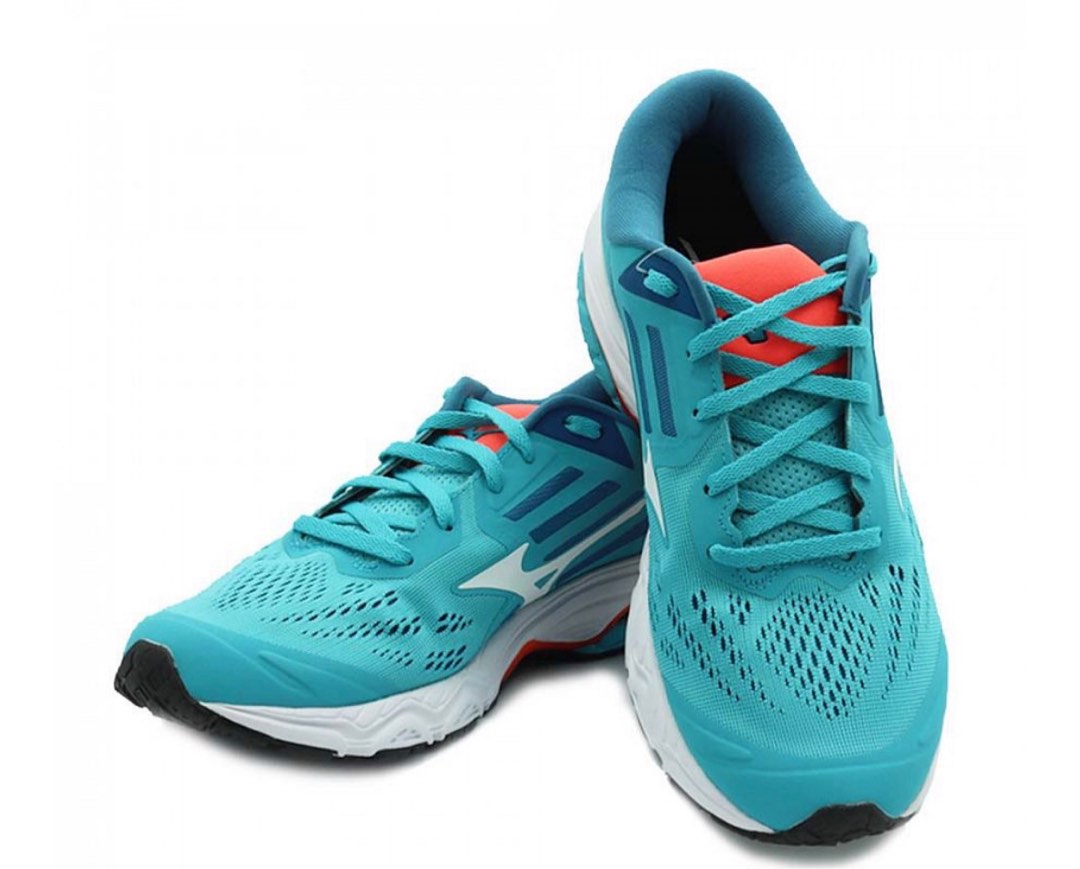 (代購)Mizuno 美津濃 WAVE STREAM 2 慢跑鞋, 她的時尚, 鞋類, 運動鞋、球鞋在旋轉拍賣