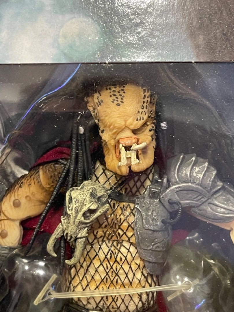 Neca Predator Alpha / Elder: The Golden Angel / Ahab, Hobbies & Toys ...