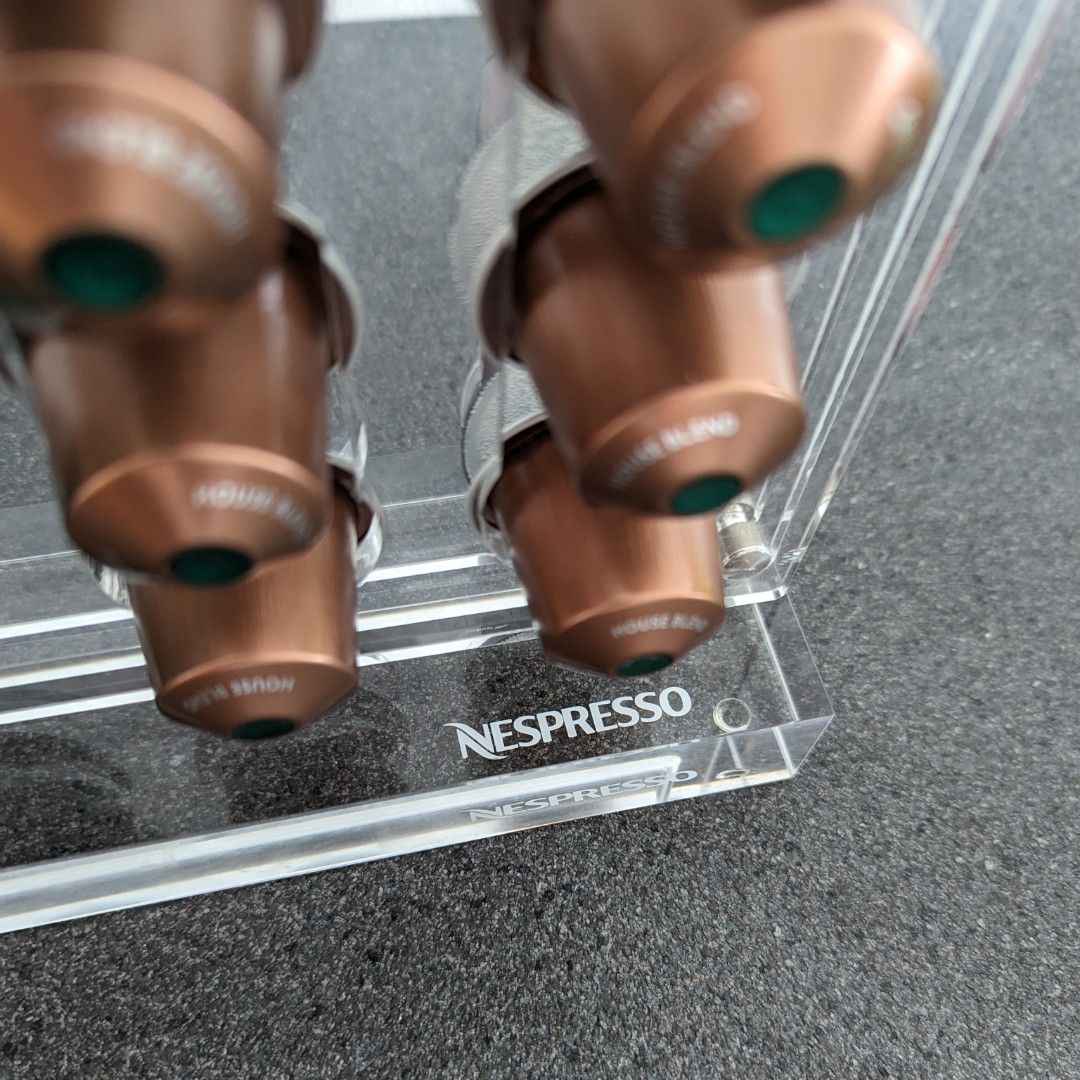 Nespresso Pixie set + 30 capsules, TV & Home Appliances, Kitchen