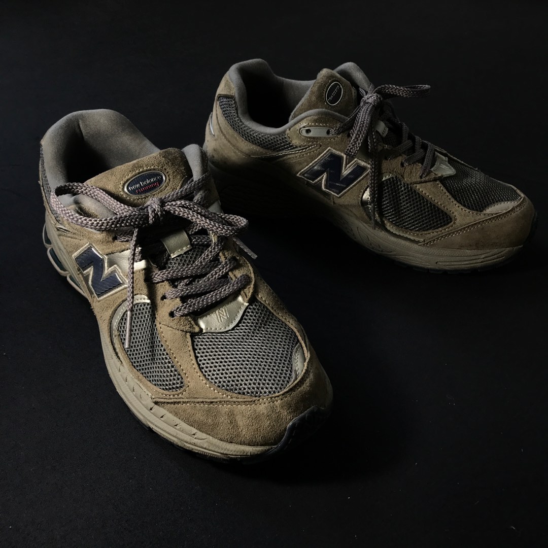 new balance 2002r retail price