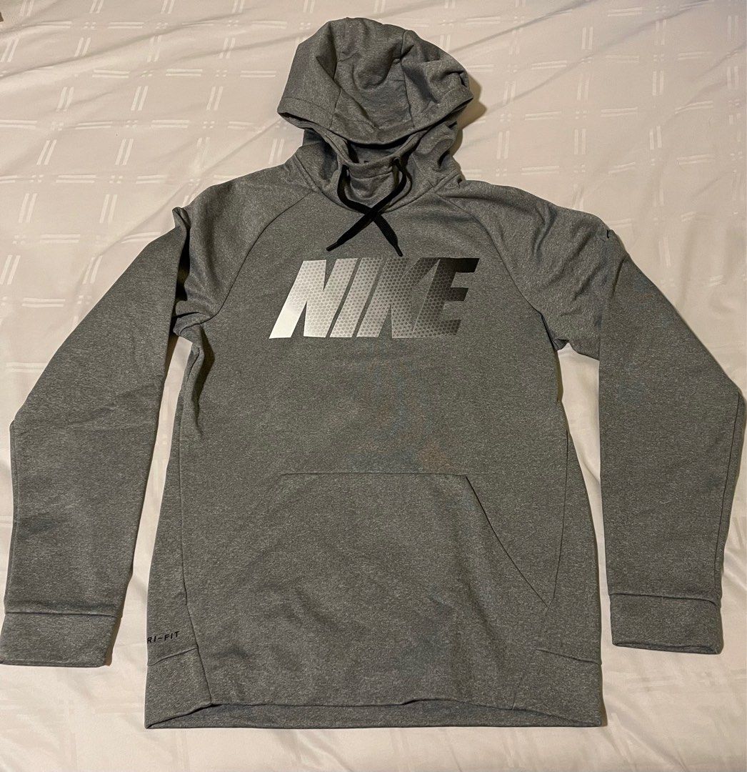 Nike dri fit thermal hoodie store
