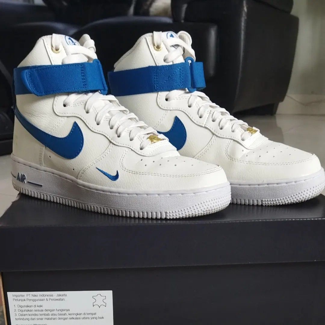 Nike Air Force One High, Fesyen Pria, Sepatu , Sneakers di Carousell