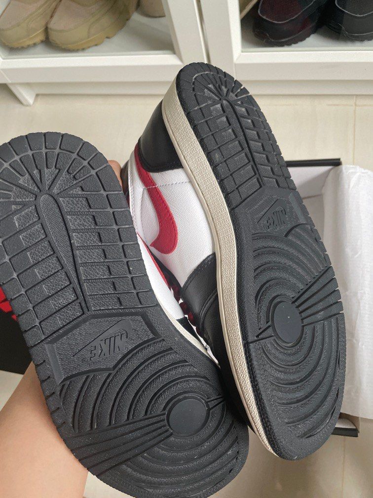 Air jordan on sale 1 red sail